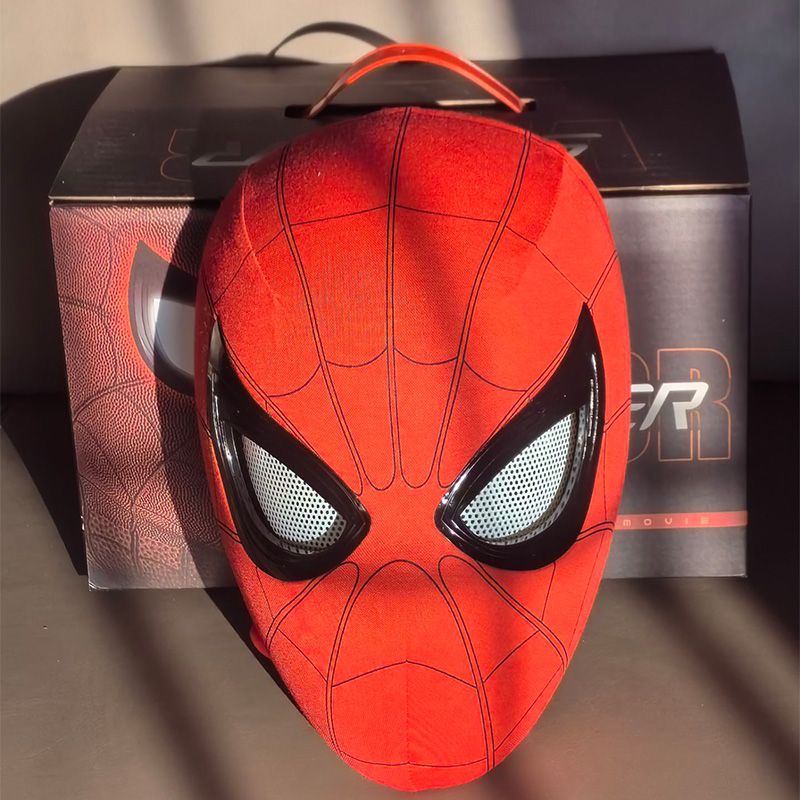 Realistic Spiderman Mask With Moving Eyes